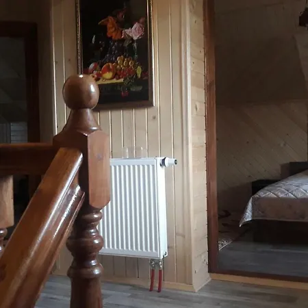 Apartment Bee House поляниця