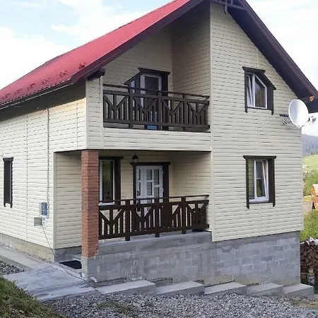 Bee House поляниця * Bukovel